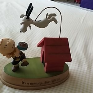 Snoop and Charlie Brown Fugurine